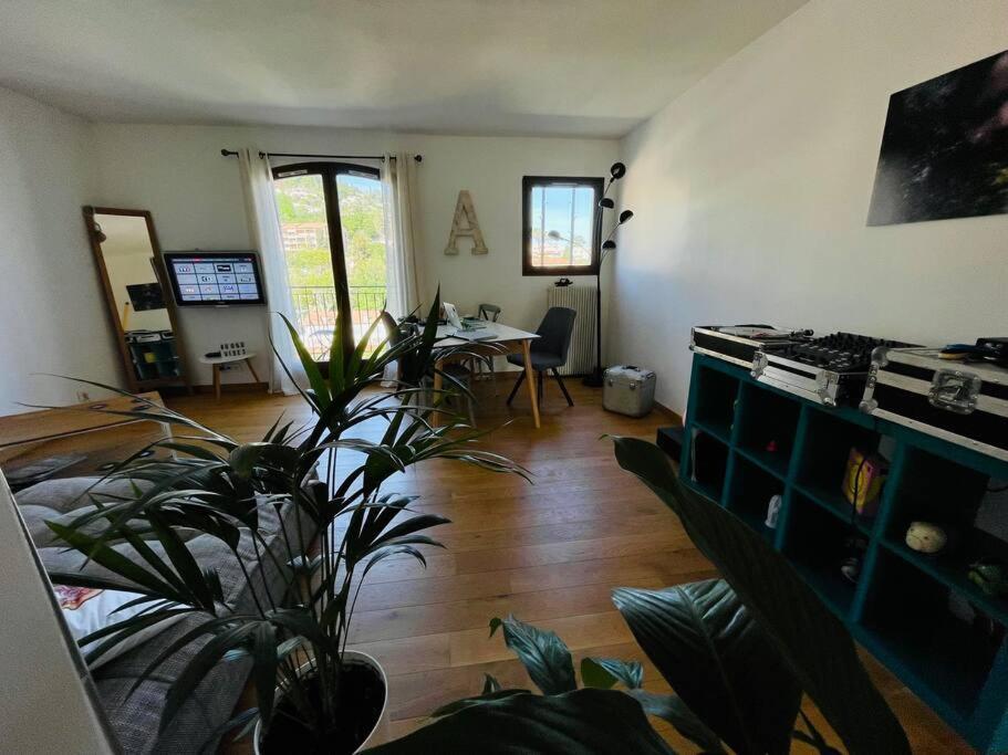 Superbe Appartement Sur Vence Dış mekan fotoğraf